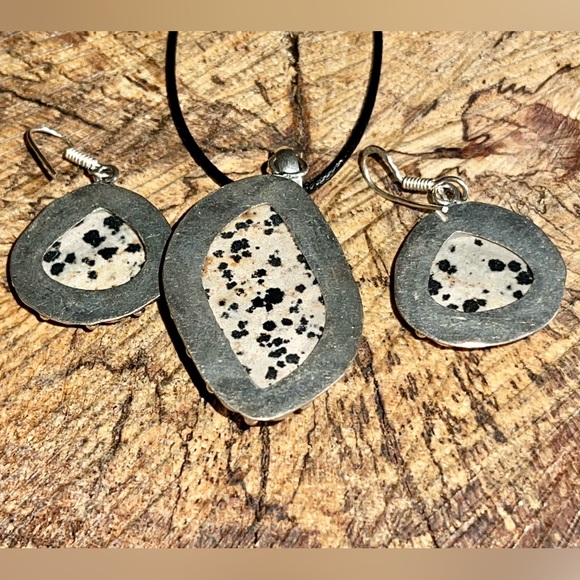Dalmation Jasper Pendant & Earrings Set - Picture 7 of 8